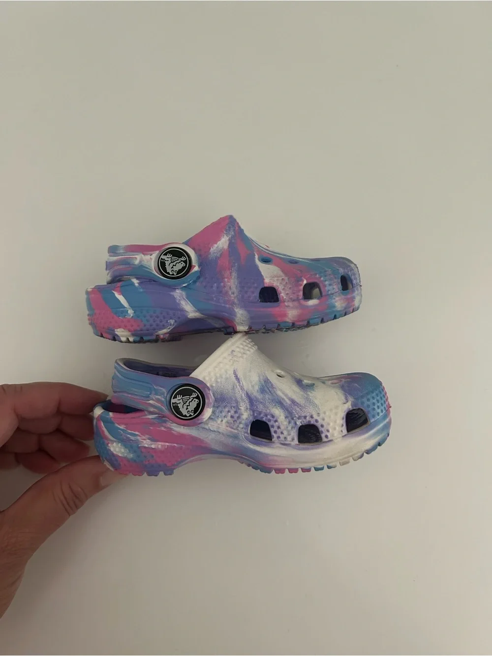 CROCS Baby Tie-Dye Marbled Clogs Sandals/Water Shoes Size 5